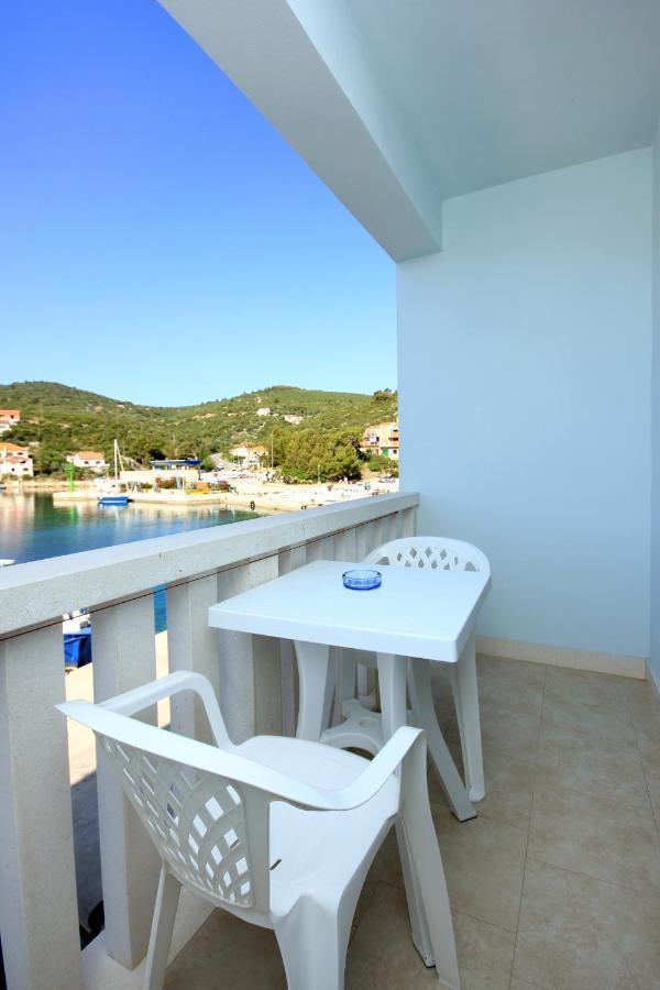 Apartments And Rooms By The Sea Zaglav, Dugi Otok - 8144 Sali Exterior foto